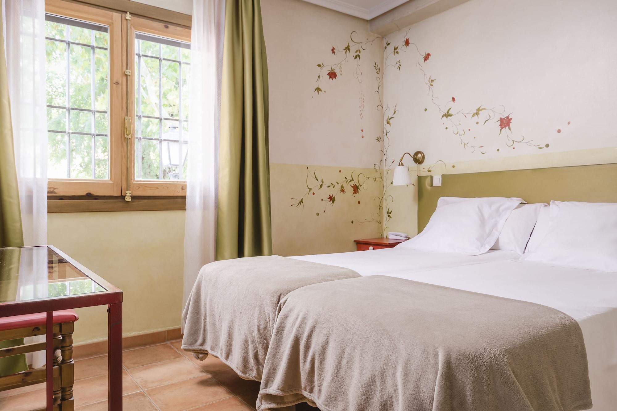 วายไอที ปวยร์ตา บิซากรา Hotel โตเลโด ภายนอก รูปภาพ